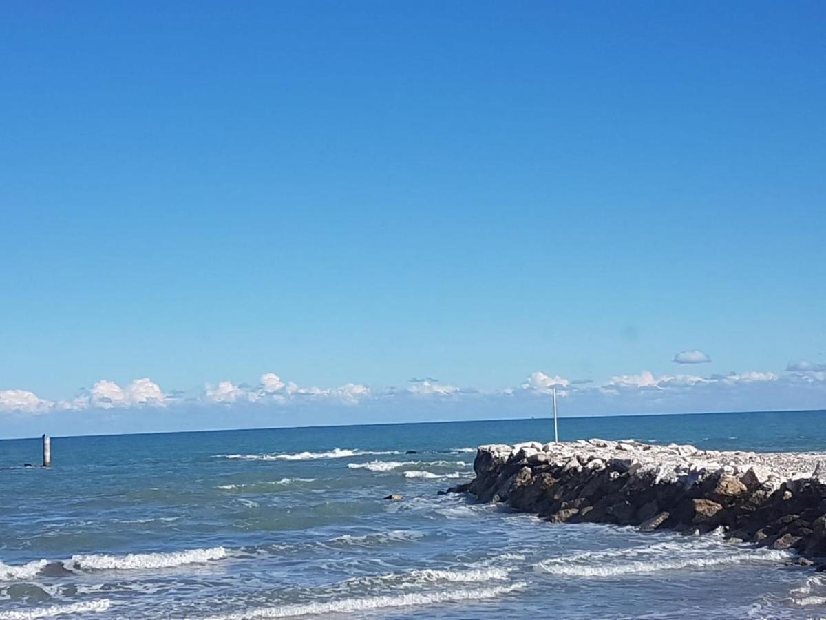 Club Del Sole Roseto Degli Abruzzi Easy Camping Village Exterior photo