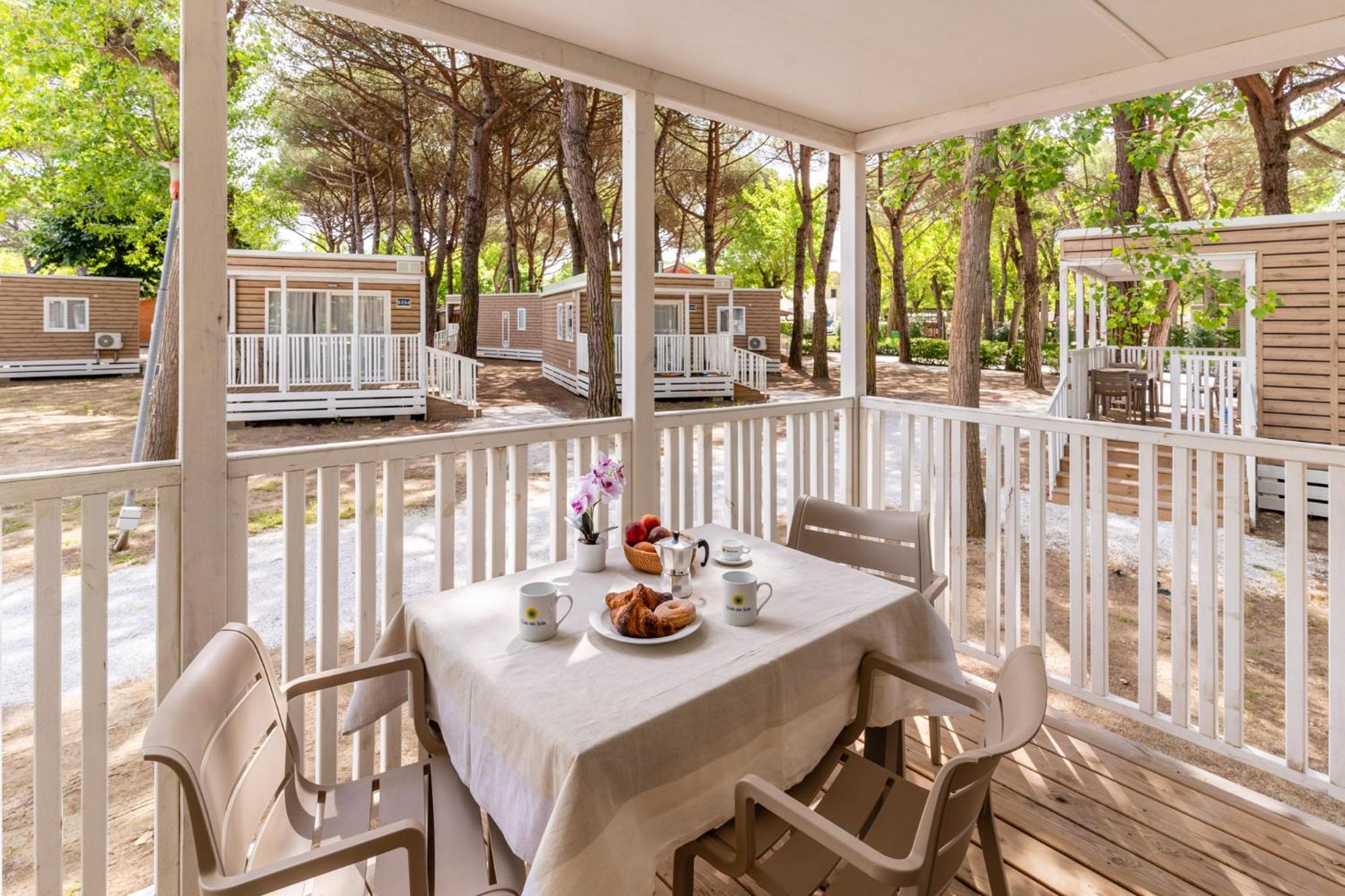 Club Del Sole Roseto Degli Abruzzi Easy Camping Village Exterior photo