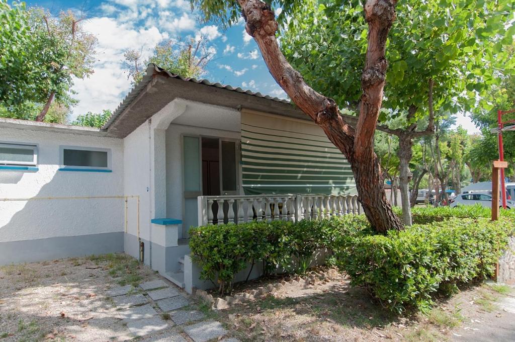 Club Del Sole Roseto Degli Abruzzi Easy Camping Village Exterior photo