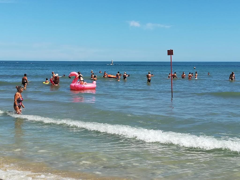 Club Del Sole Roseto Degli Abruzzi Easy Camping Village Exterior photo